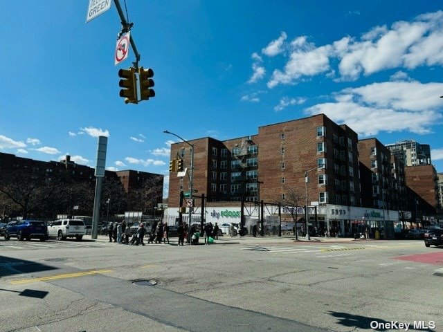 13434 Franklin Avenue 4G, Flushing, Queens, NY - 2 Bedrooms  
1 Bathrooms  
5 Rooms - 