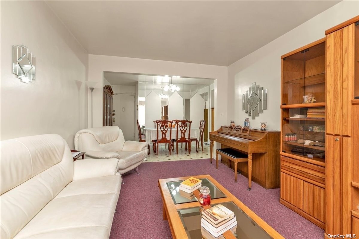 33-04 91 Street #5W, Jackson Heights, New York image 4