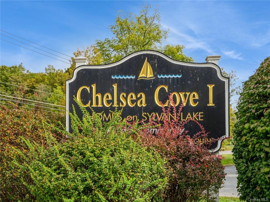 1305 Chelsea Cove, Hopewell Junction, New York image 2