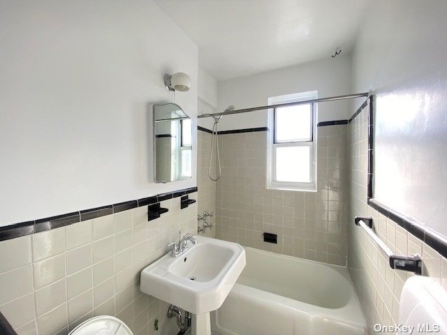 81-05 35 Avenue #5L, Jackson Heights, New York image 5