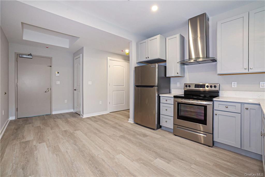 Hawthorne, New York 10532, United States, 2 Bedrooms Bedrooms, ,1 BathroomBathrooms,Residential,Active,15945