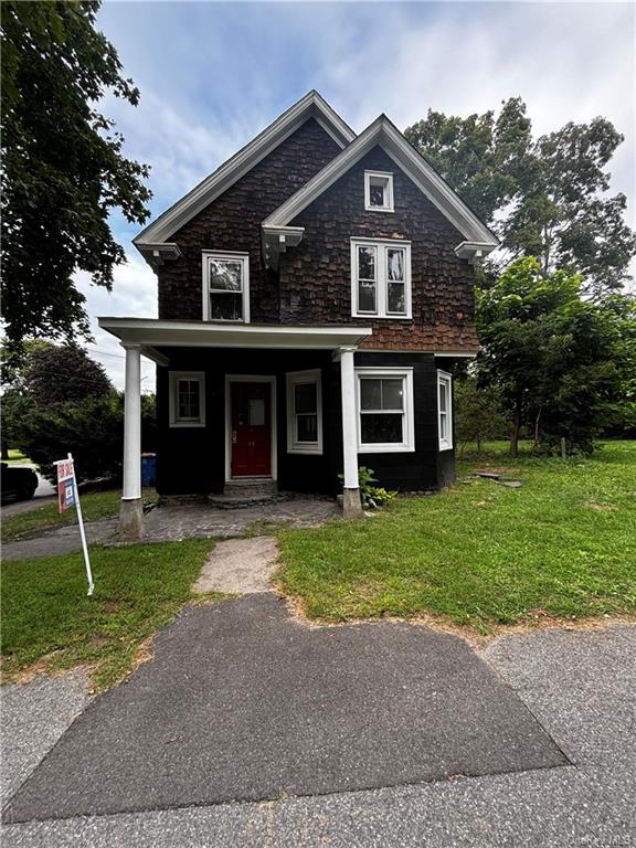 72 Summer Street, Kingston, New York - 3 Bedrooms  
2 Bathrooms  
7 Rooms - 