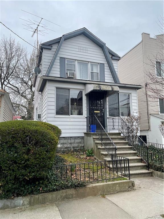 Property for Sale at 1555 Lurting Avenue, Bronx, New York - Bedrooms: 3 
Bathrooms: 1 
Rooms: 6  - $599,999