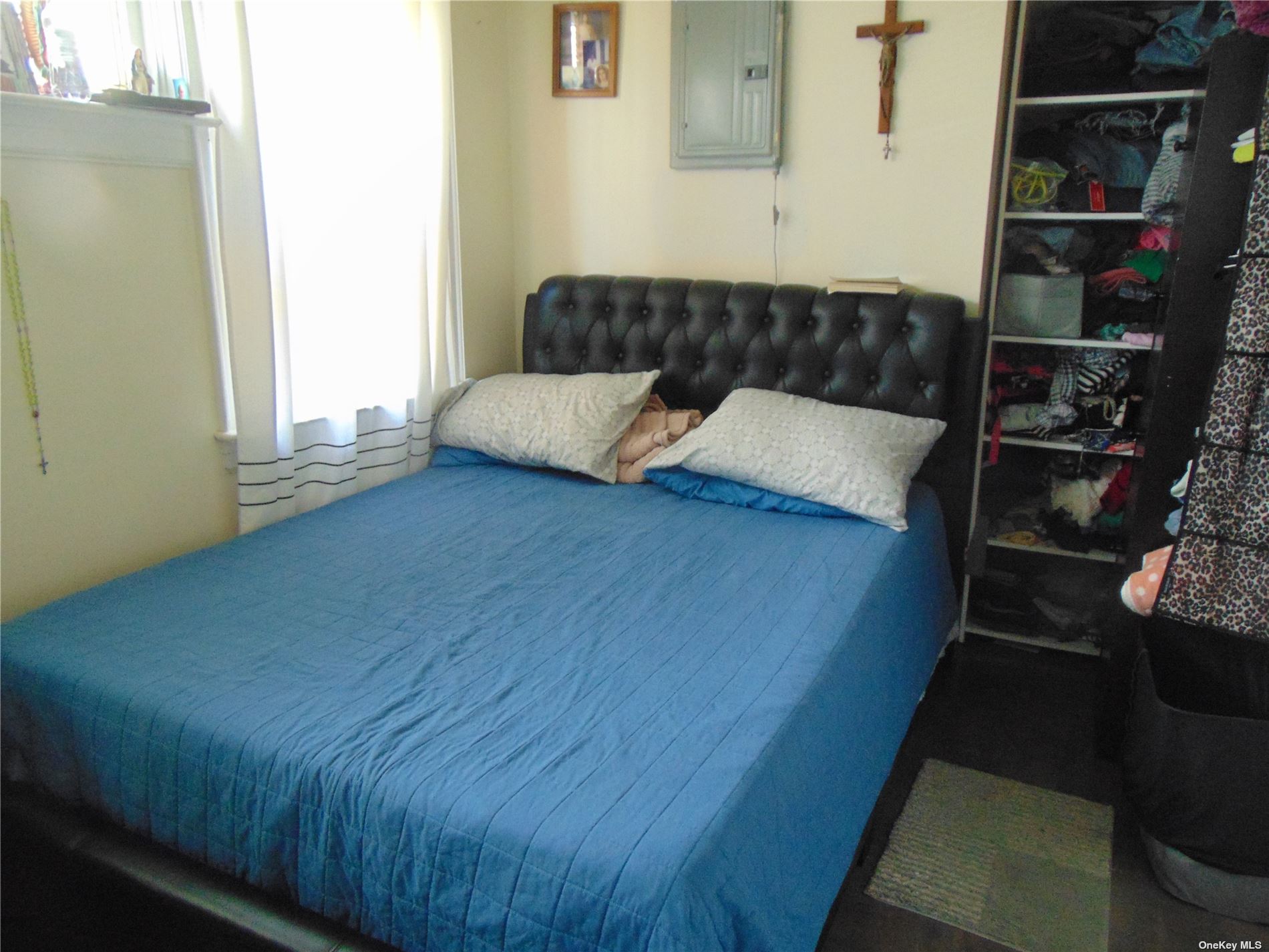 42-87 Hampton Street