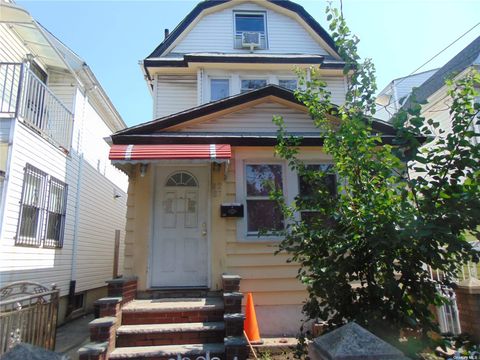 Homes For Sale - 42-87 Hampton Street<br/> Queens County, Flushing, NY 11373