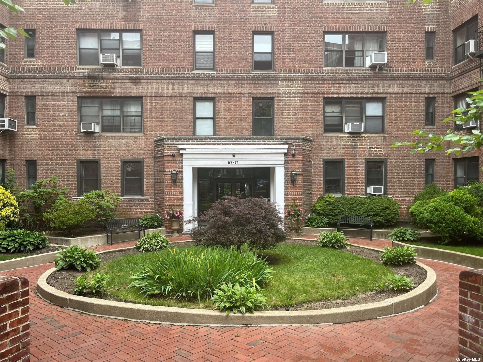 67-71 Yellowstone Boulevard #4C, Forest Hills, New York image 1