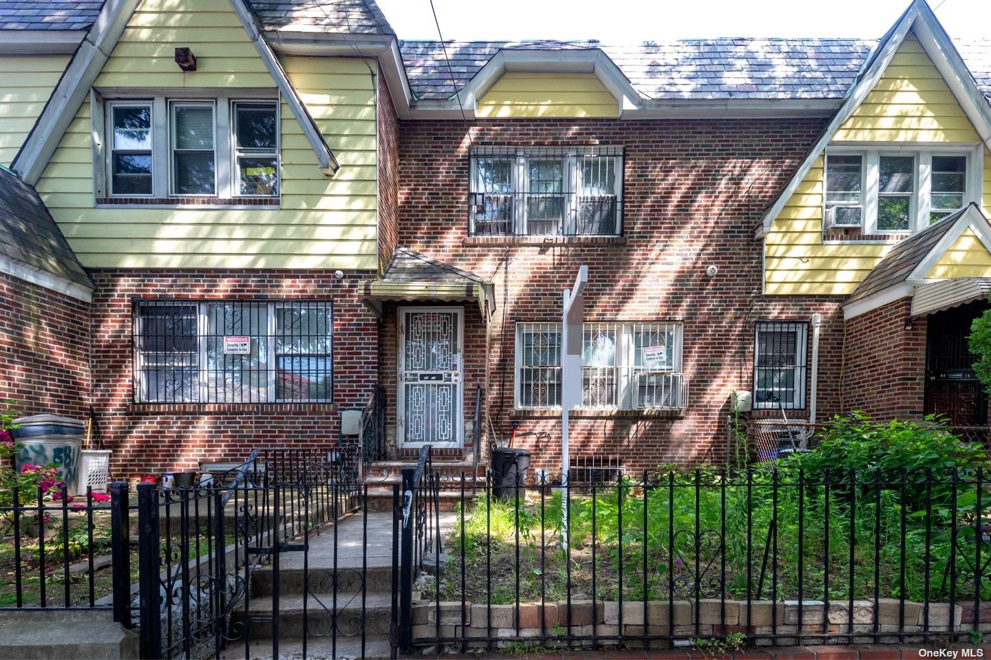 Property for Sale at 8813 50th Avenue, Elmhurst, Queens, NY - Bedrooms: 4 
Bathrooms: 2 
Rooms: 6  - $1,150,000