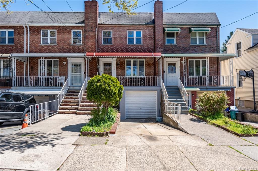 Property for Sale at 2720 Fenton Avenue, Bronx, New York - Bedrooms: 3 
Bathrooms: 3 
Rooms: 6  - $639,000