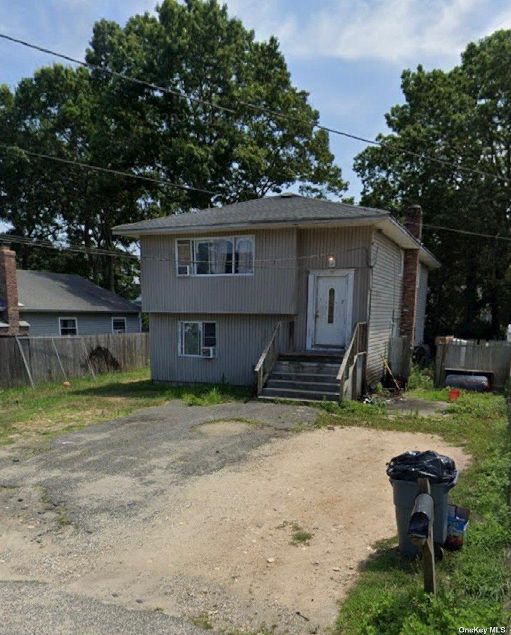 46 Sherwood Drive, Mastic Beach, New York image 2