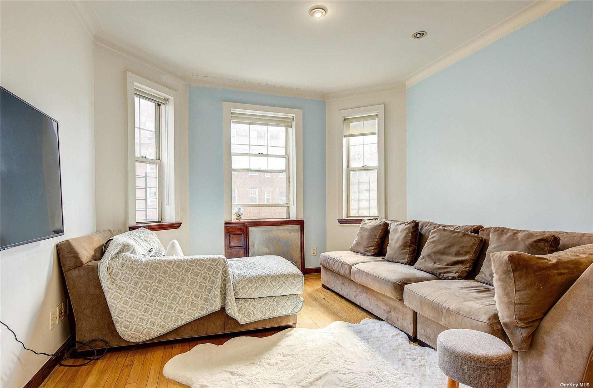 113 Street 4A, Forest Hills, Queens, NY - 1 Bedrooms  
1 Bathrooms  
3 Rooms - 