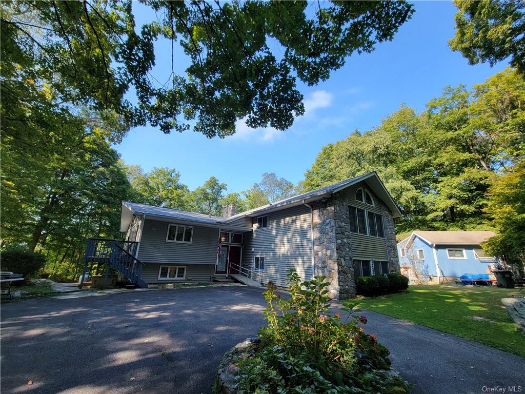 25 Barrett Hill Road, Mahopac, New York image 1