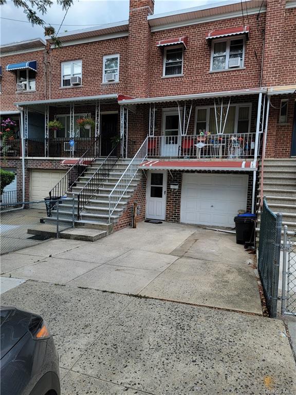 Property for Sale at 4040 Murdock Avenue, Bronx, New York - Bedrooms: 3 
Bathrooms: 3 
Rooms: 7  - $529,900
