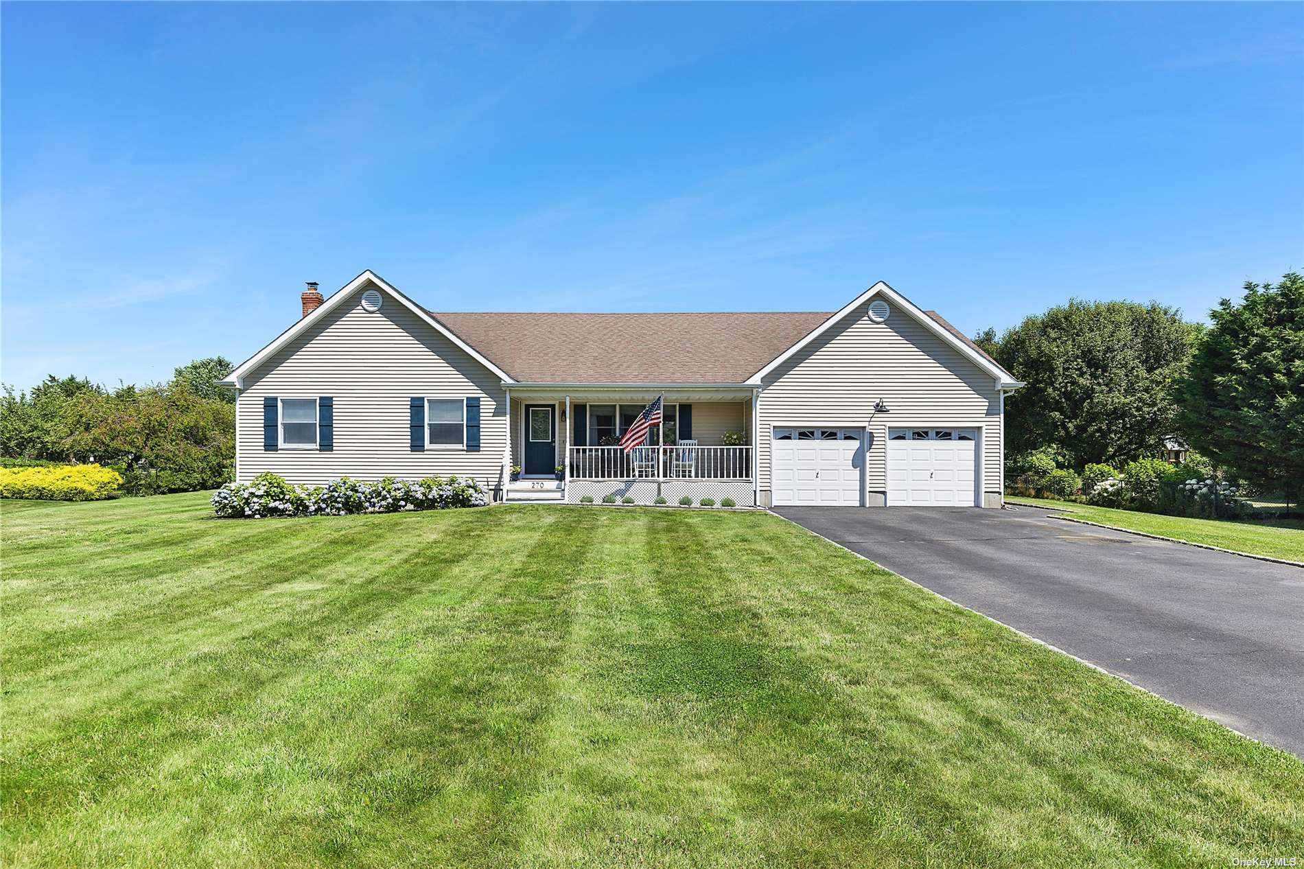 View Mattituck, NY 11952 house