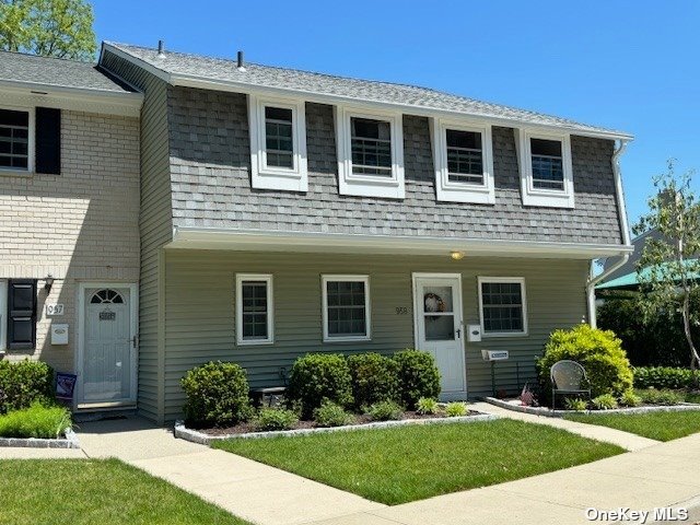 959 Village Drive #959, Hauppauge, New York image 25