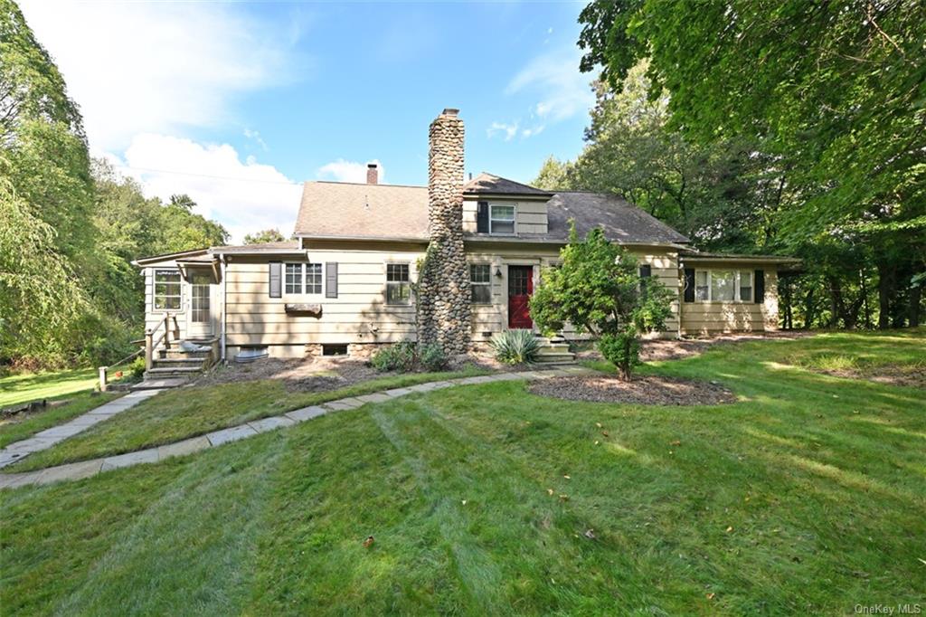 25 Pomona Lane, Suffern, New York image 1