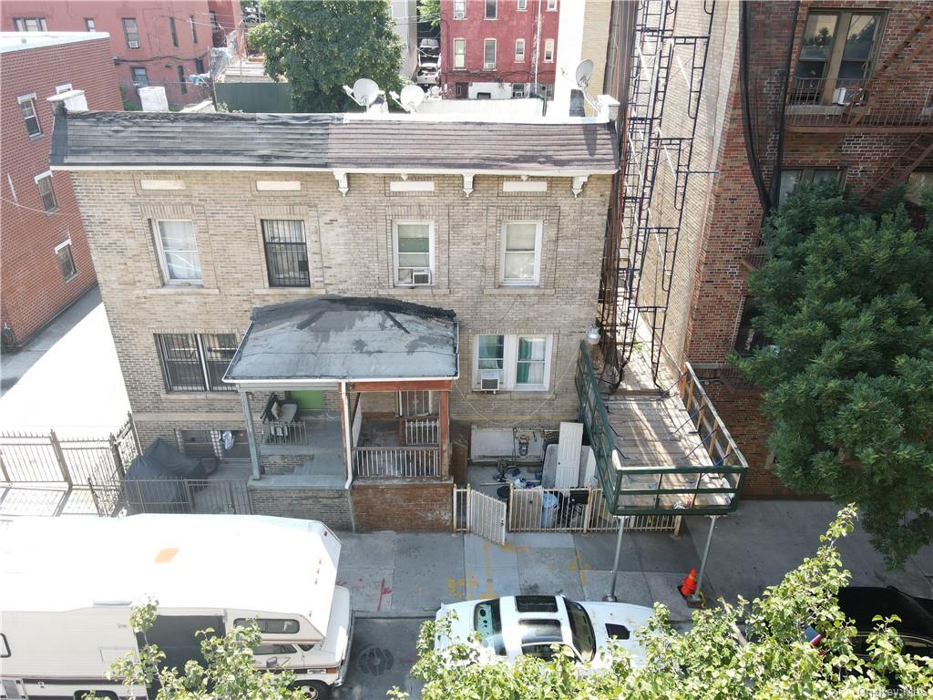 Property for Sale at 851 Bryant Avenue, Bronx, New York - Bedrooms: 3 
Bathrooms: 2  - $700,000