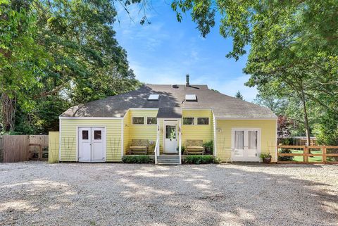 4 19th Street East Hampton NY 11937