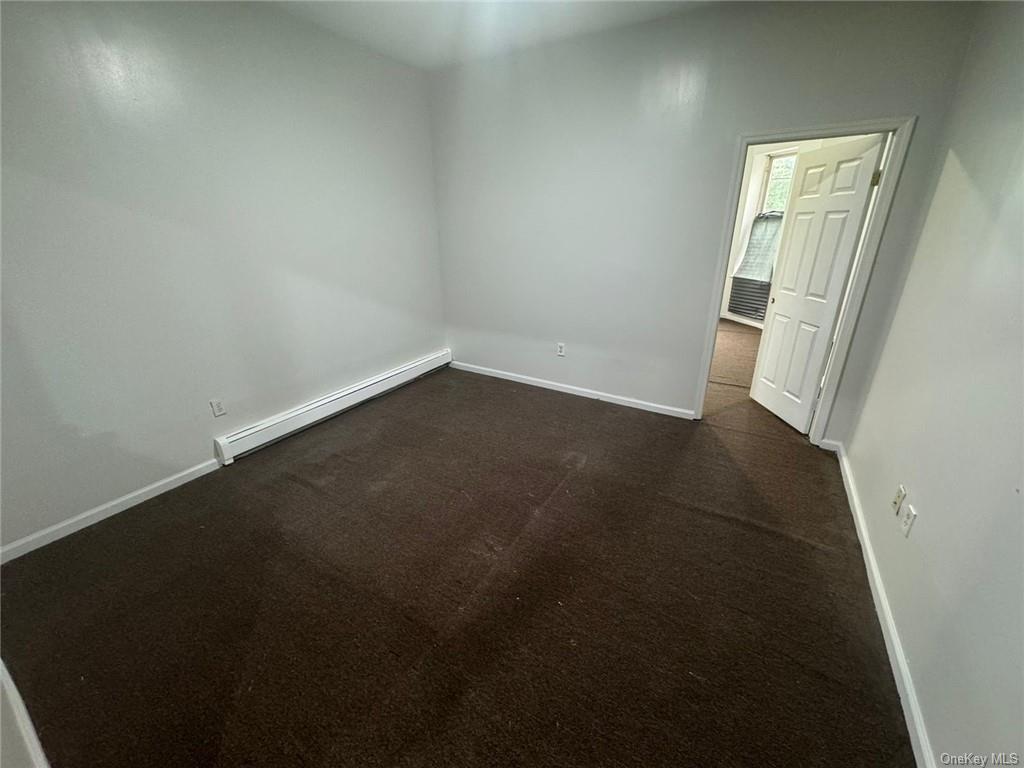 Rental Property at Vyse Avenue 2Fl, Bronx, New York - Bedrooms: 3 
Bathrooms: 1  - $3,464 MO.