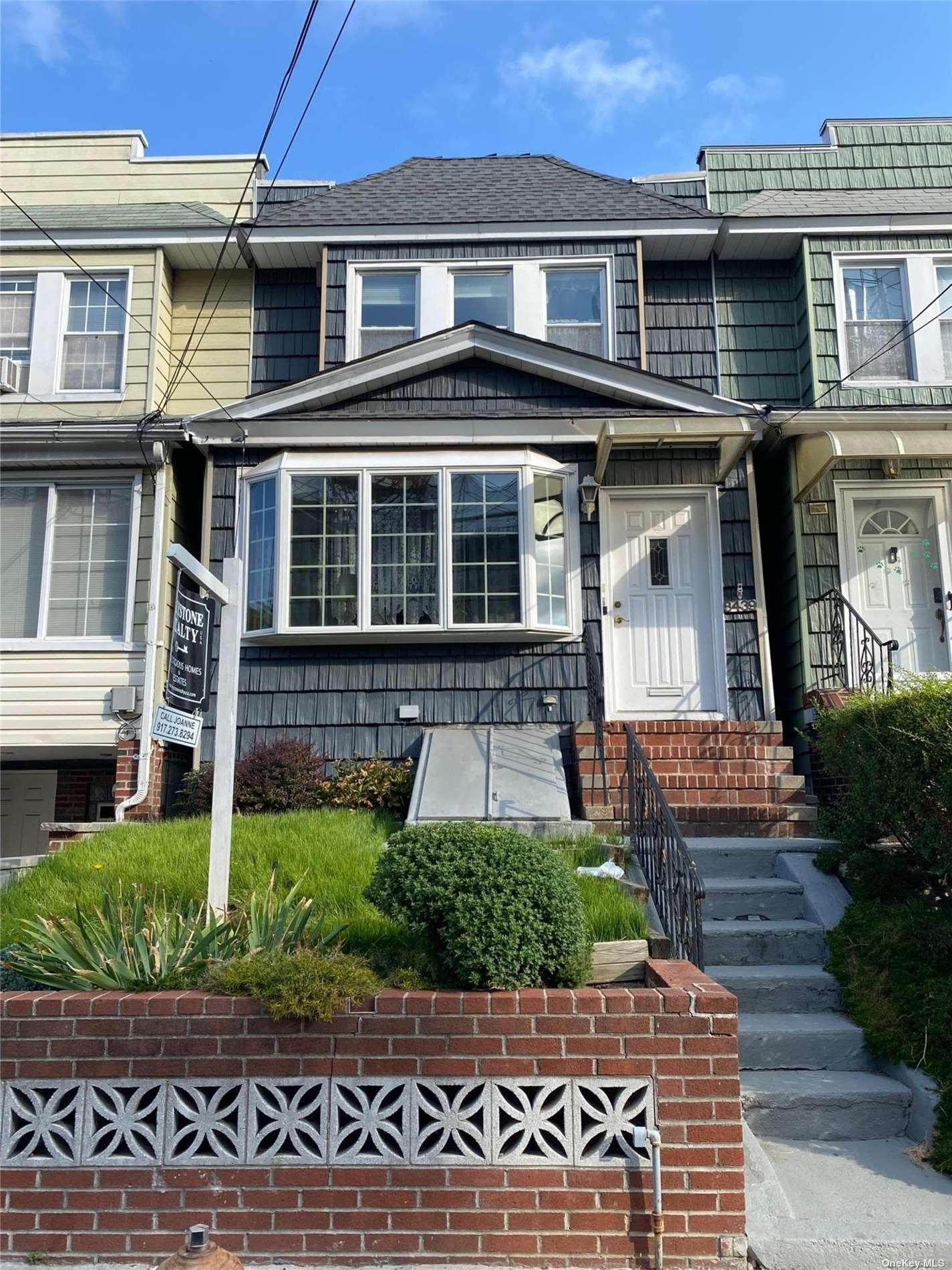 Property for Sale at 8439 85th Drive, Woodhaven, Queens, NY - Bedrooms: 3 
Bathrooms: 2 
Rooms: 8  - $679,000