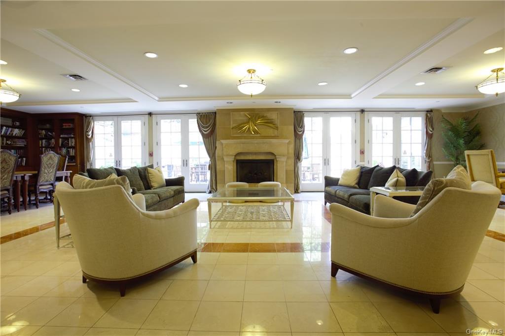 Photo 15 of 27 of 431 Trump Park condo