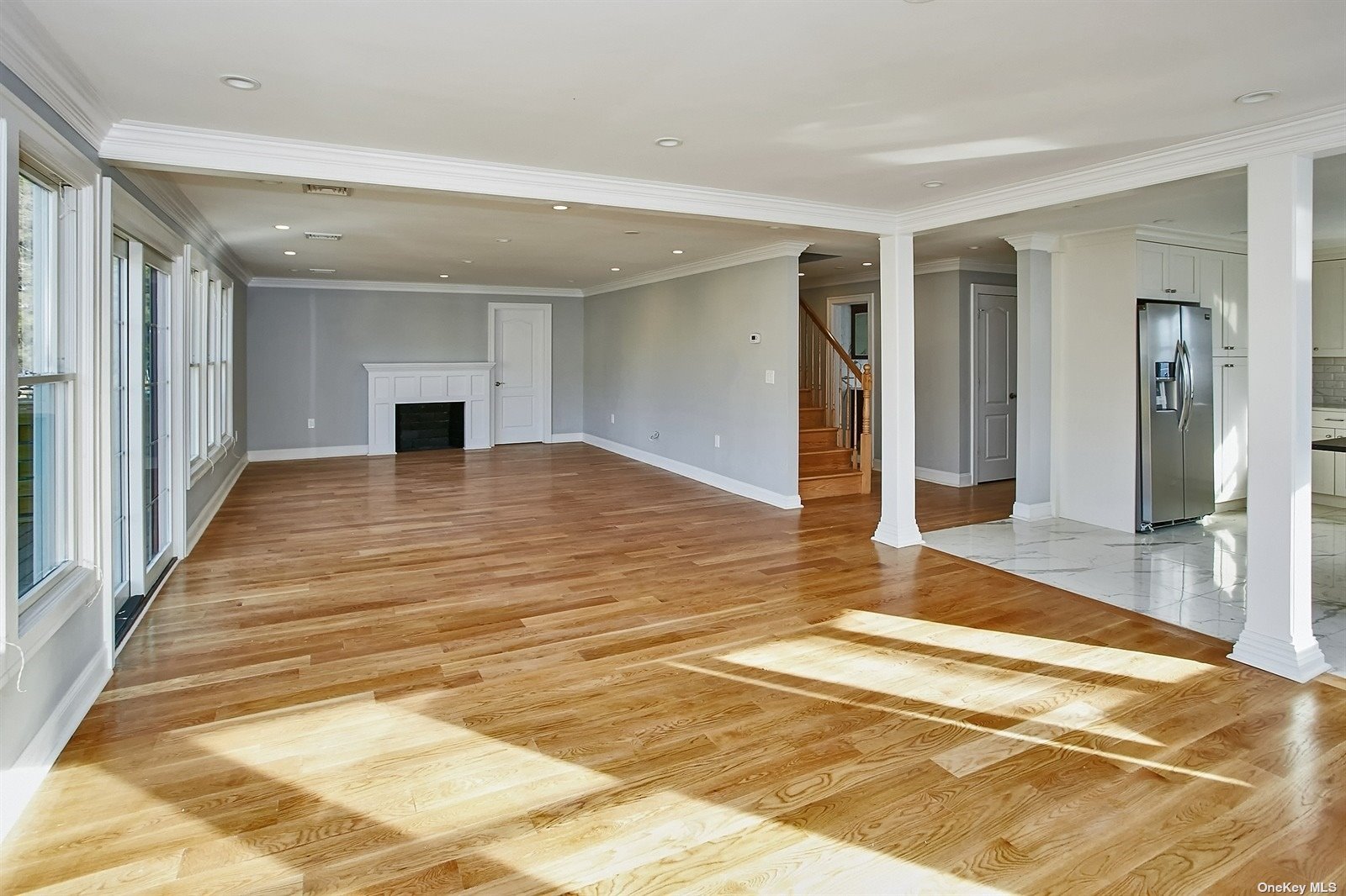 Photo 6 of 24 of 1334 Boxwood Drive house