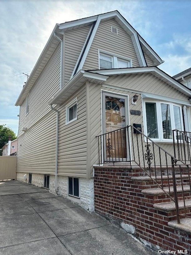 107-24 87th Street, Ozone Park, New York image 3