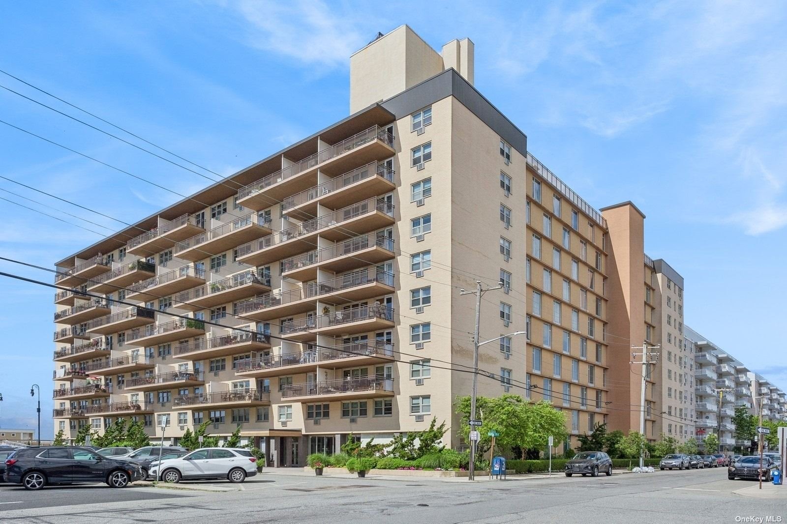 25 Neptune Boulevard #9C, Long Beach, New York image 2