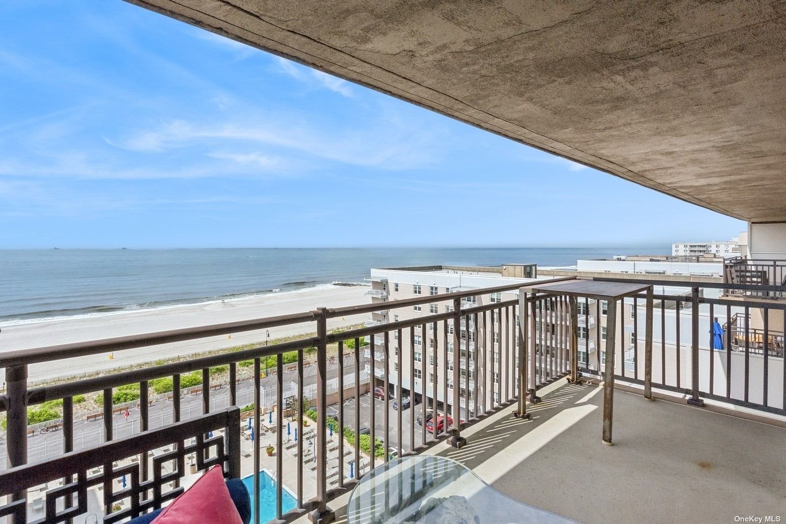 25 Neptune Boulevard #9C, Long Beach, New York image 1