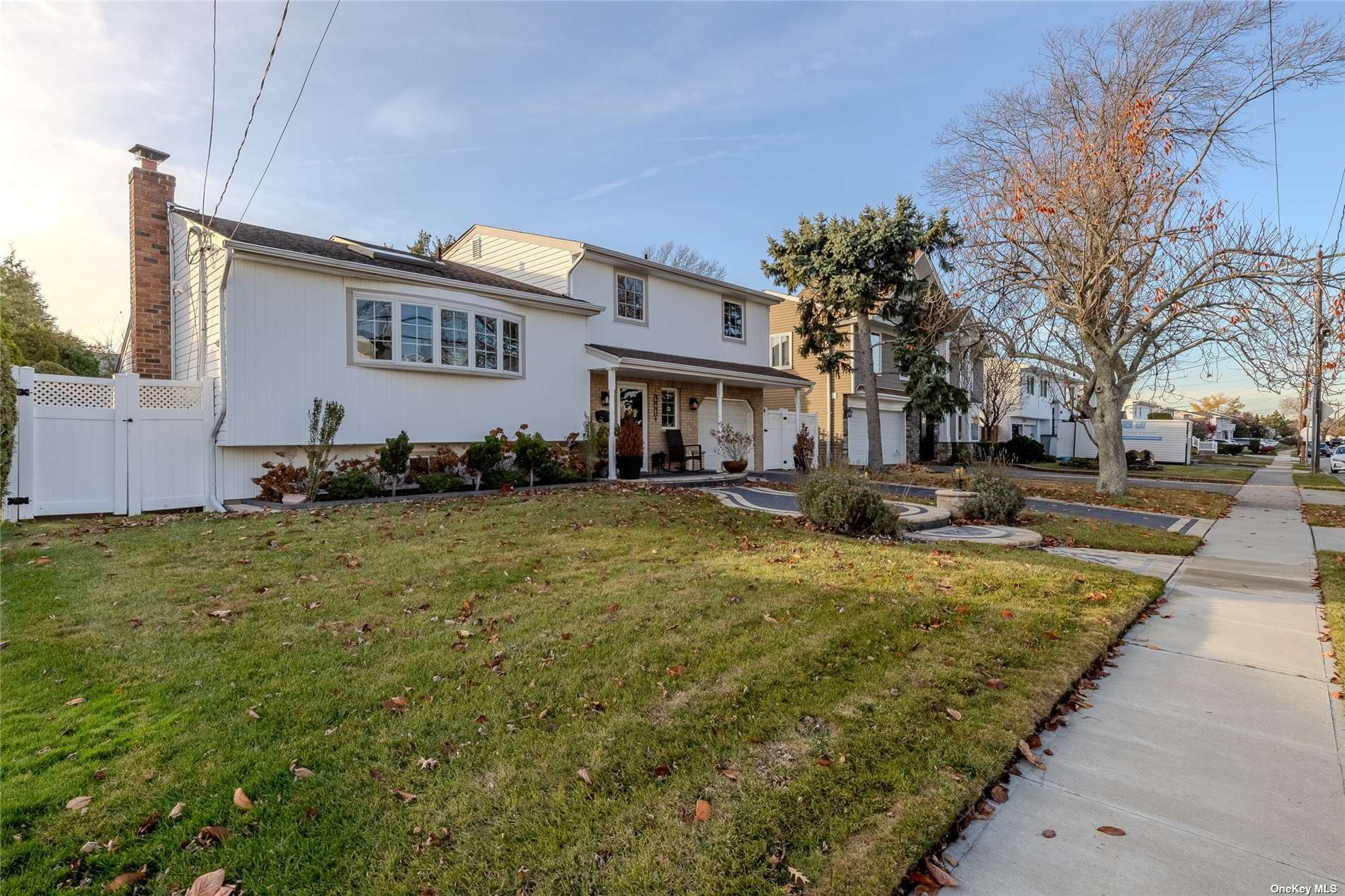 3042 Susan Road, Bellmore, New York image 2