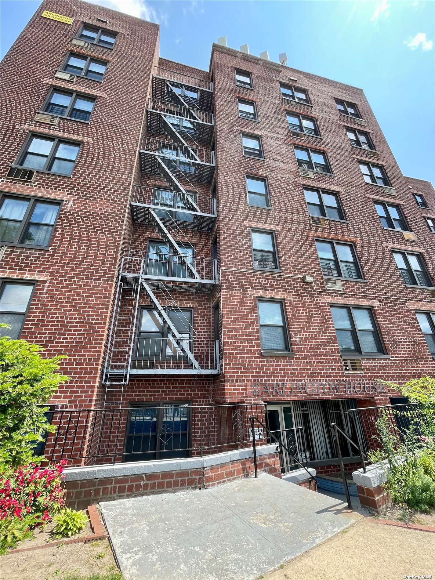 108-05 Astoria Blvd #6E, East Elmhurst, New York image 2