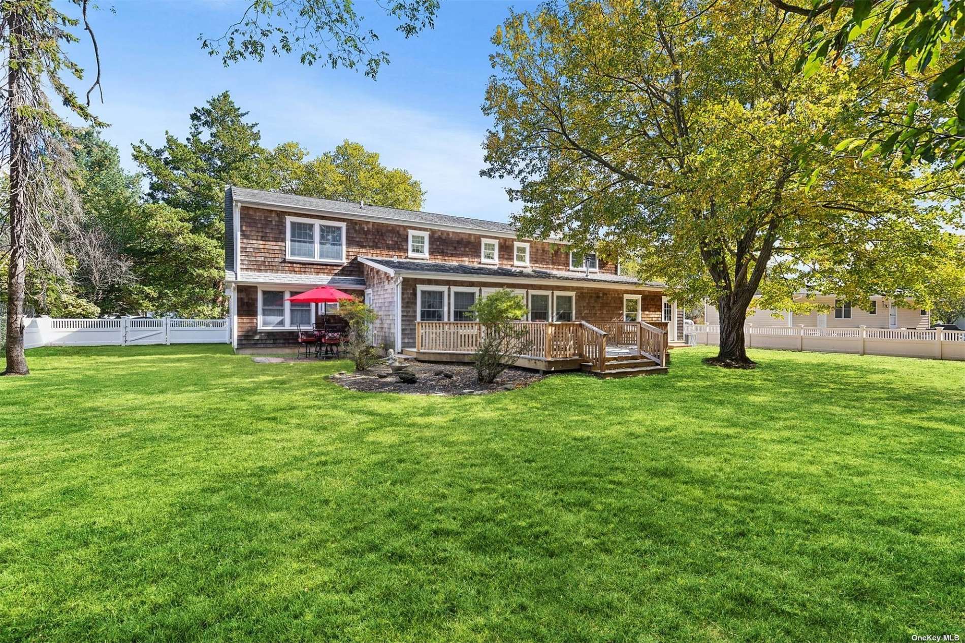 30 Newport Beach Boulevard, East Moriches, New York image 3