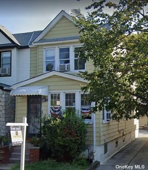 Property for Sale at 6921 66th Street, Glendale, Queens, NY - Bedrooms: 3 
Bathrooms: 3 
Rooms: 6  - $799,900