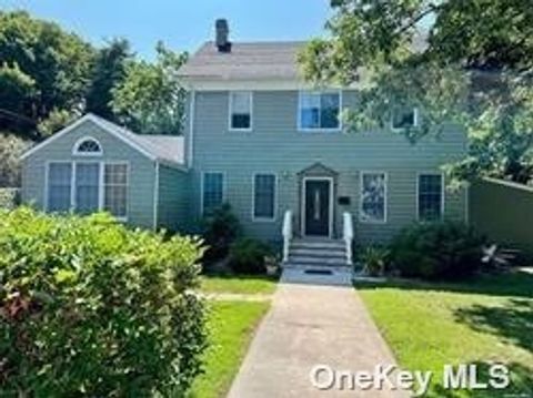 91 Green Street Huntington NY 11743