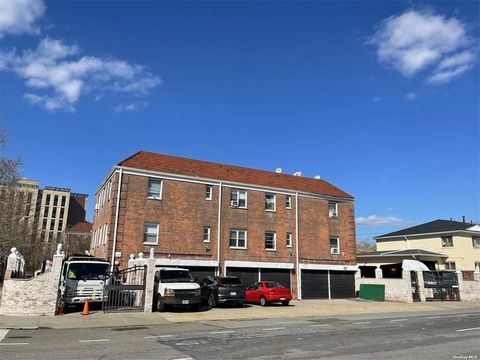63-15 110th Street Forest Hills NY 11375