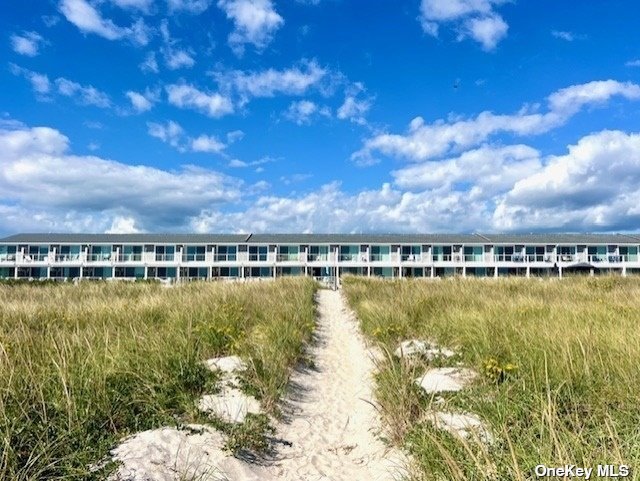 575 Dune Road #28, Westhampton Beach, New York image 2