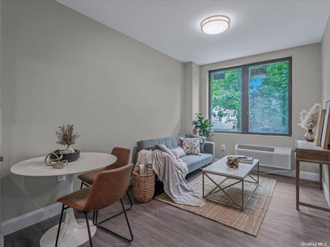 Condo For Sale - 163-07 72nd Avenue #2D<br/> Fresh Meadows, NY 11365