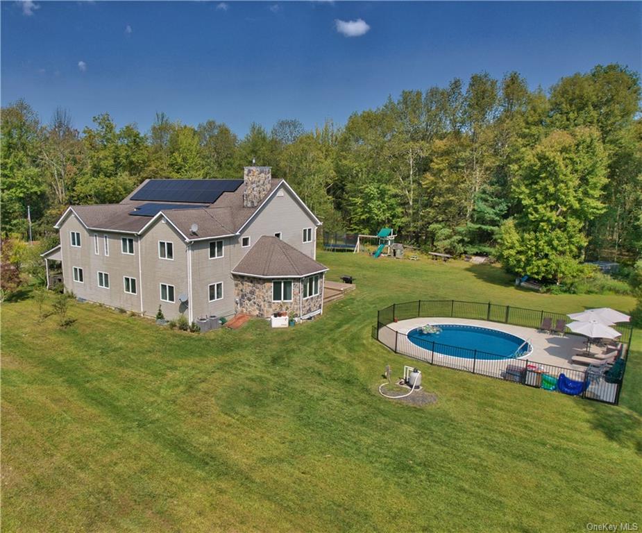 Property for Sale at 75 Monahan Road, Port Jervis, New York - Bedrooms: 5 
Bathrooms: 3 
Rooms: 11  - $1,350,000