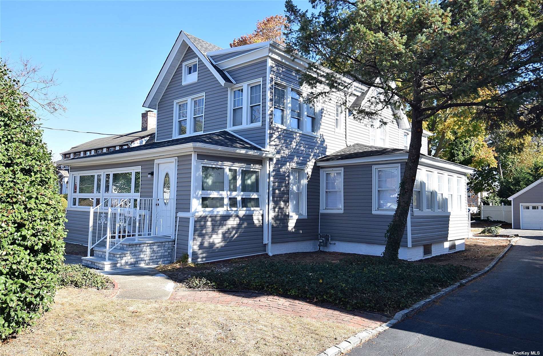 281 Ocean Avenue, Lynbrook, New York image 23