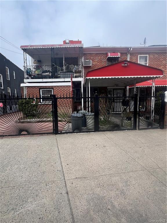 Property for Sale at 1343 Saint Lawrence Avenue, Bronx, New York - Bedrooms: 6 
Bathrooms: 2  - $784,999