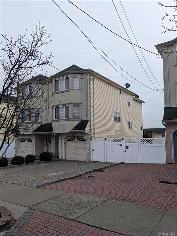 105 Churchill Avenue, Staten Island, New York image 3