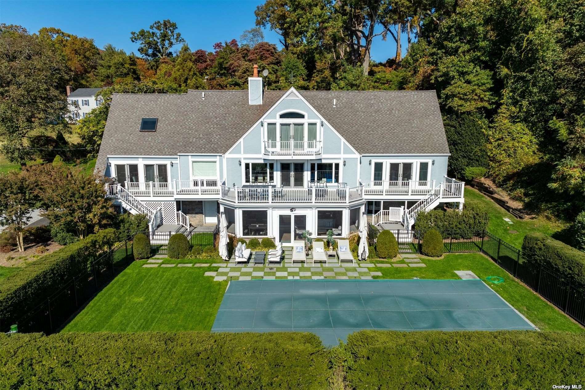 Property for Sale at 2 Forrest Drive, Lloyd Harbor, Hamptons, NY - Bedrooms: 5 
Bathrooms: 6  - $2,100,000