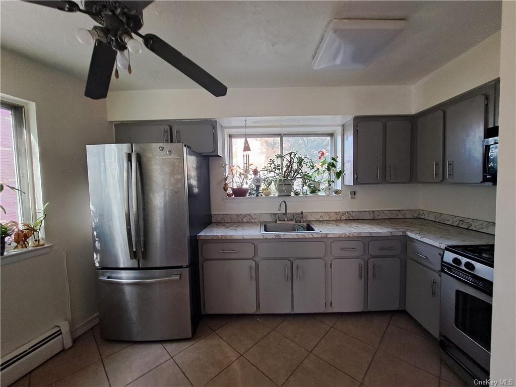 Property for Sale at 3125 Harding Avenue, Bronx, New York - Bedrooms: 3 
Bathrooms: 3 
Rooms: 8  - $609,000