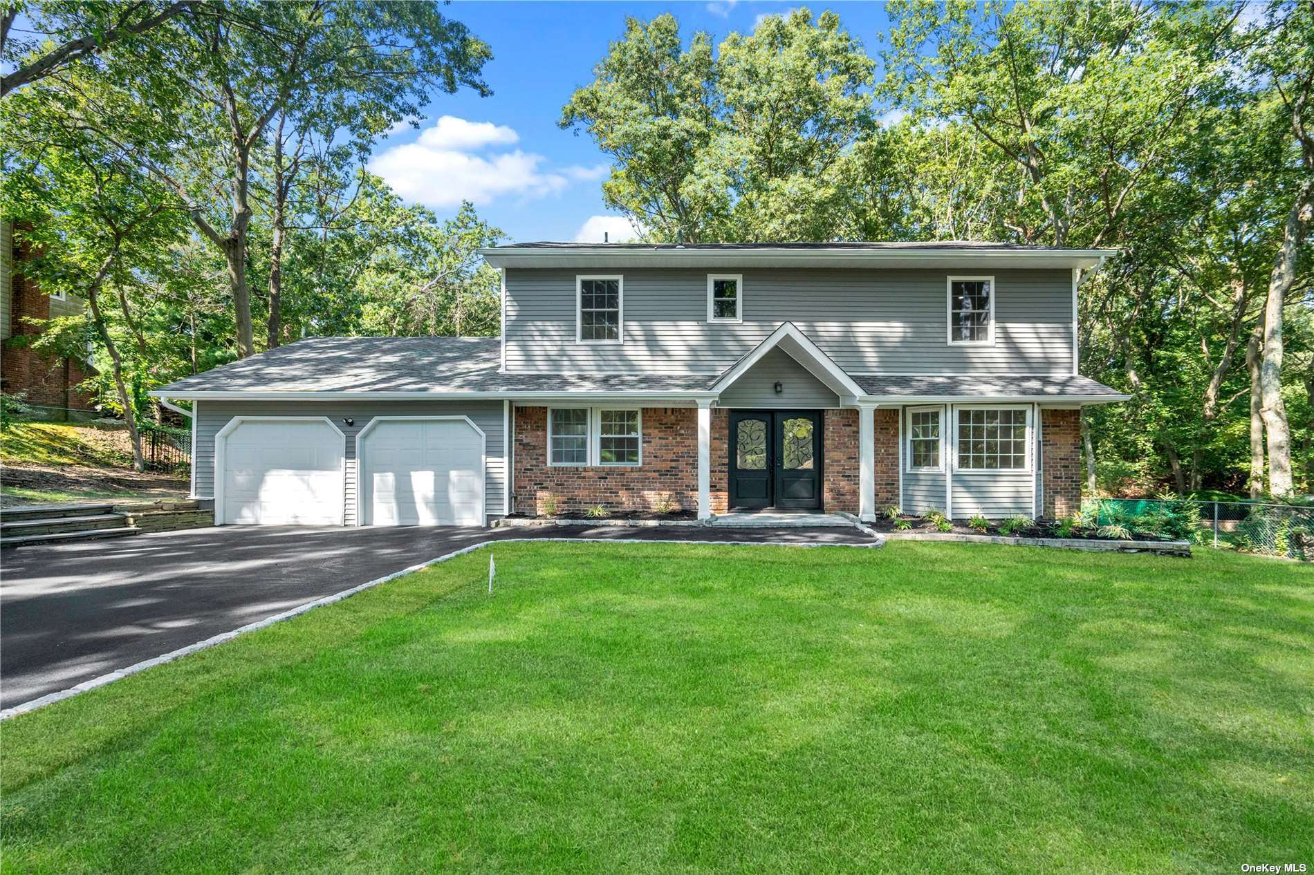 View Smithtown, NY 11787 house