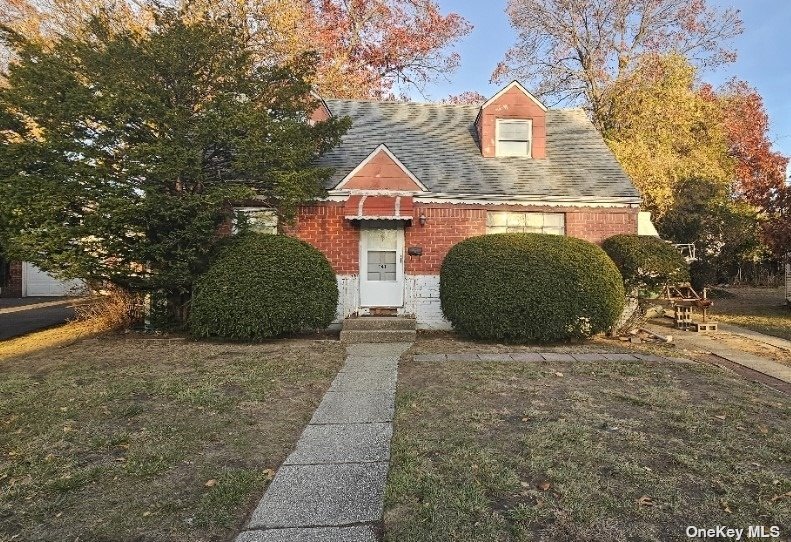 141 Russell Avenue, Elmont, New York image 3