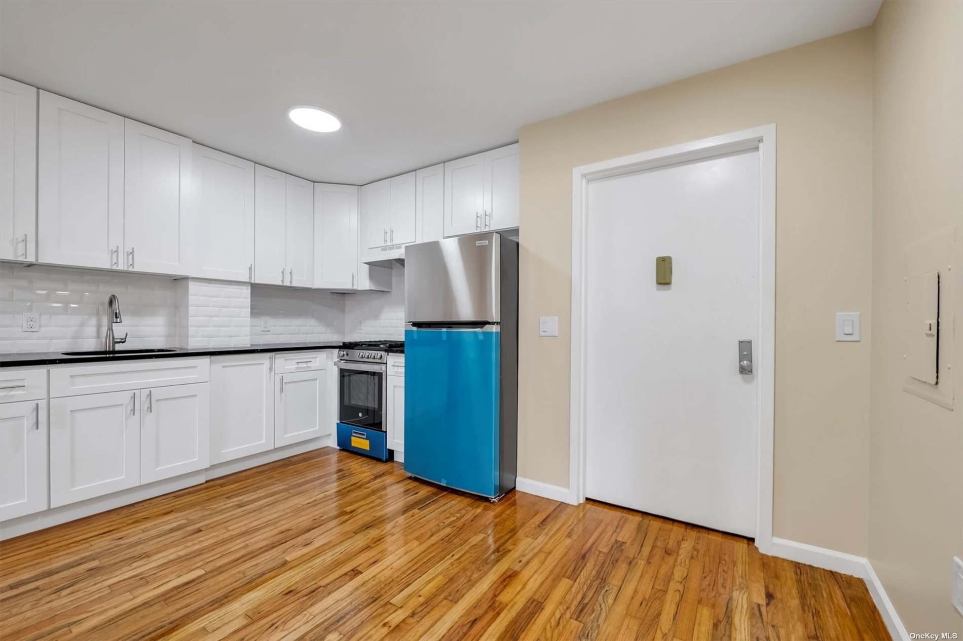 84-52 Fleet Court