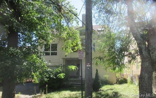 Primrose Avenue, Mount Vernon, New York -  - 