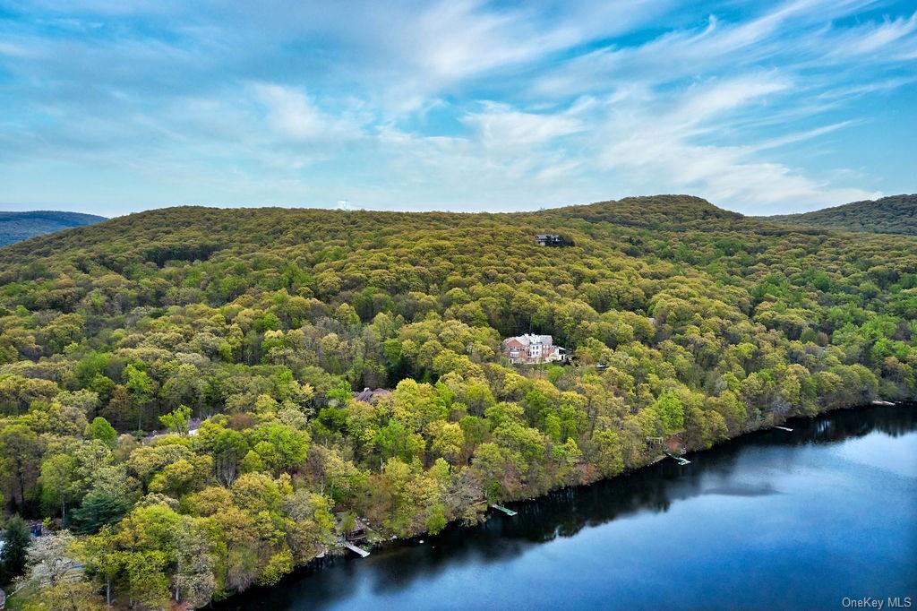 7 Springhouse Road, Sloatsburg, New York image 1