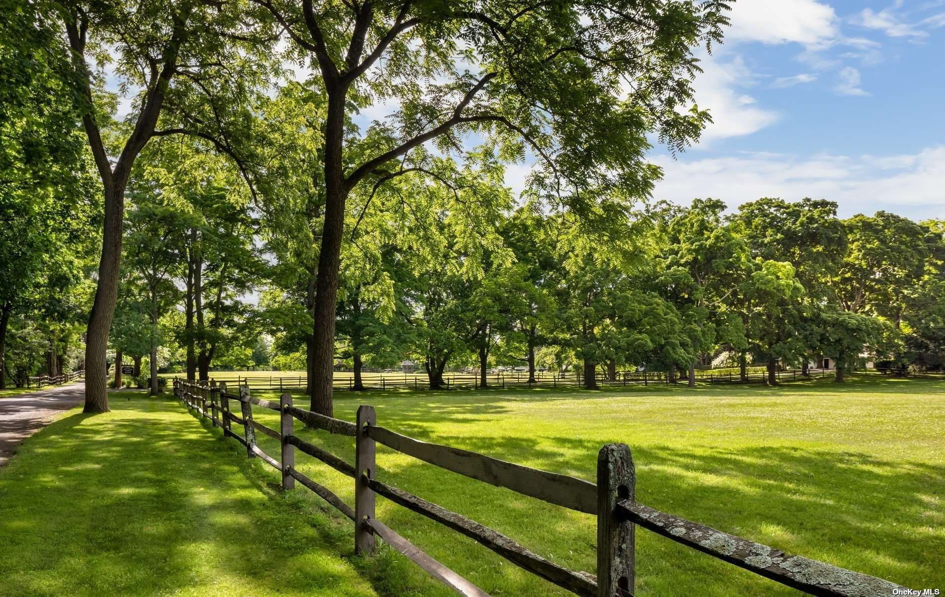 Lands End Manor, Locust Valley, New York image 28