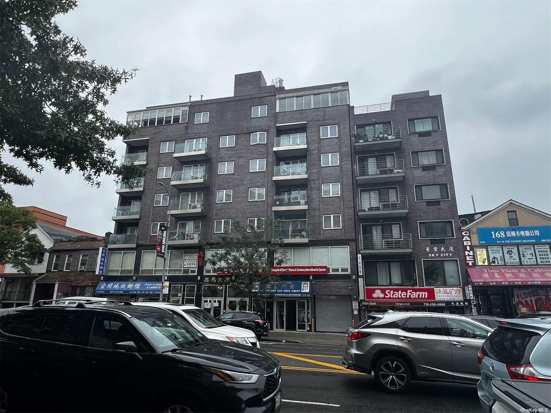 Property for Sale at 4142 College Point Boulevard 4C, Flushing, Queens, NY - Bedrooms: 1 
Bathrooms: 1 
Rooms: 4  - $599,000