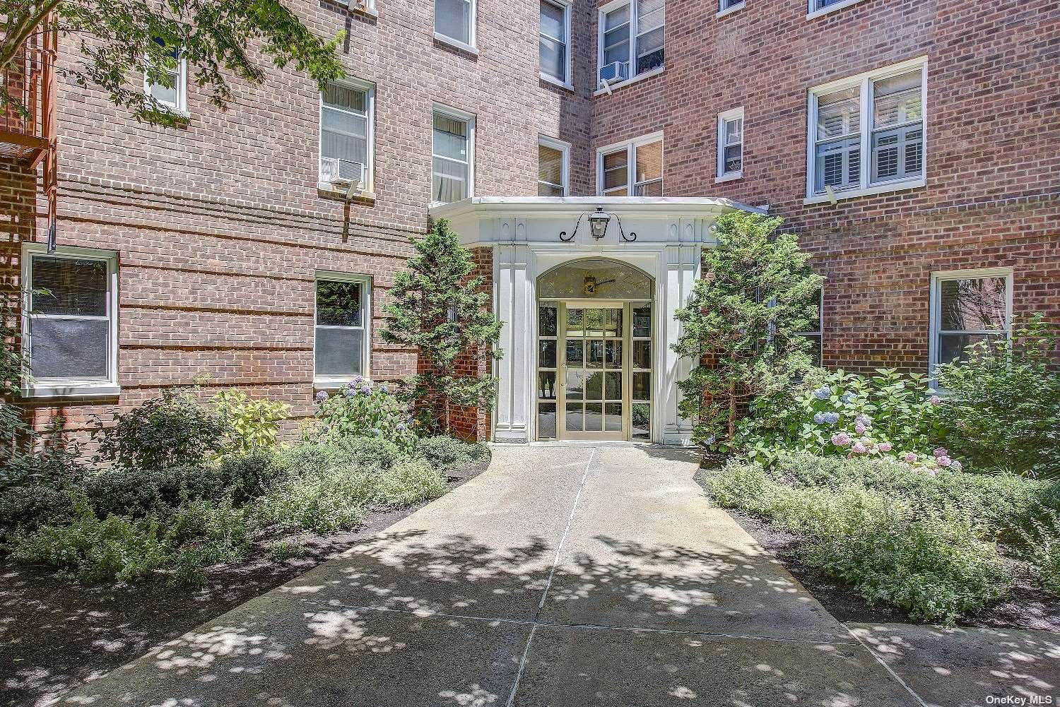 72-61 113 Street #3H, Forest Hills, New York image 29